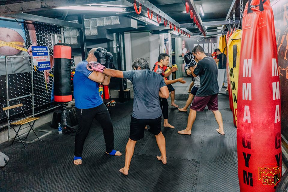 review phòng tập MMA gym