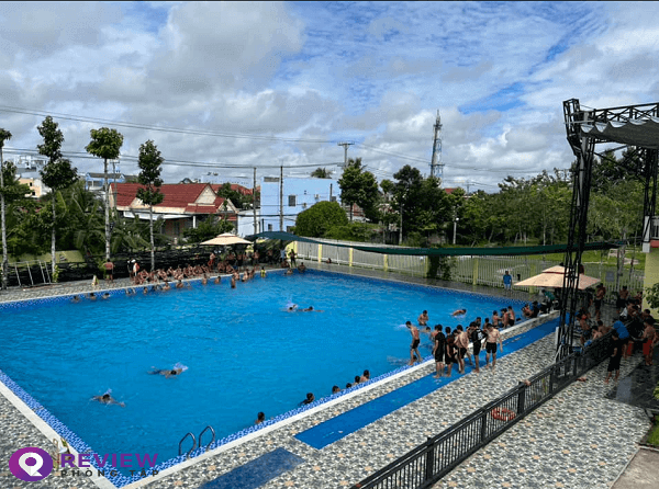 hồ bơi hòa bình, ho boi hoa binh